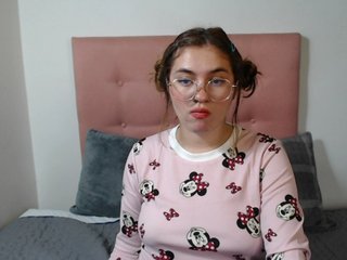  Amy-Fox
