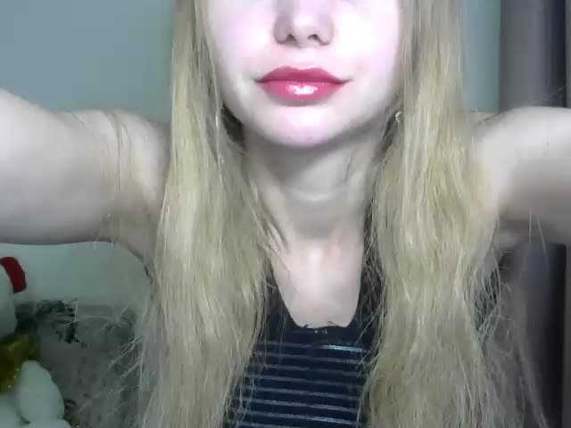  AnnaShy20