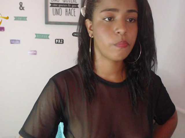  AyanaDavis