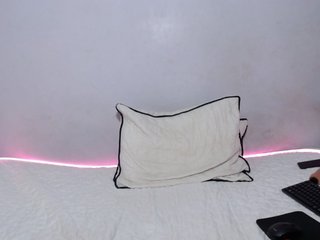  Body69LyD