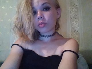  CuteBadBlond
