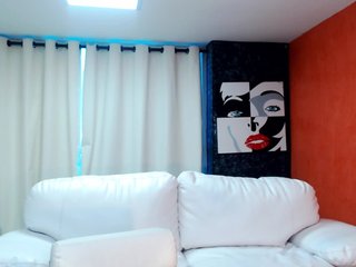  LupitaJonesX