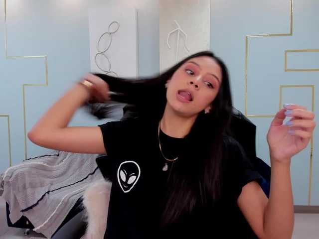  Nicolle2