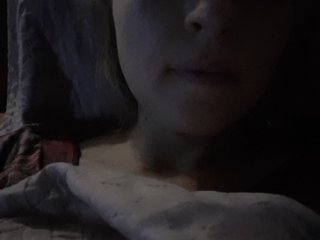  Yourqueenpuss
