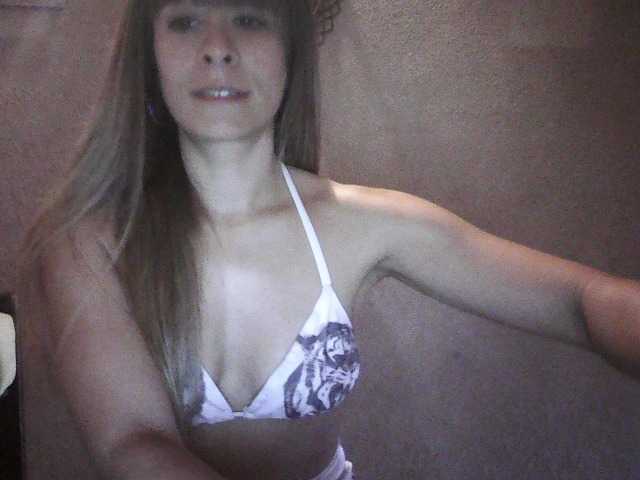  lesbian-hot